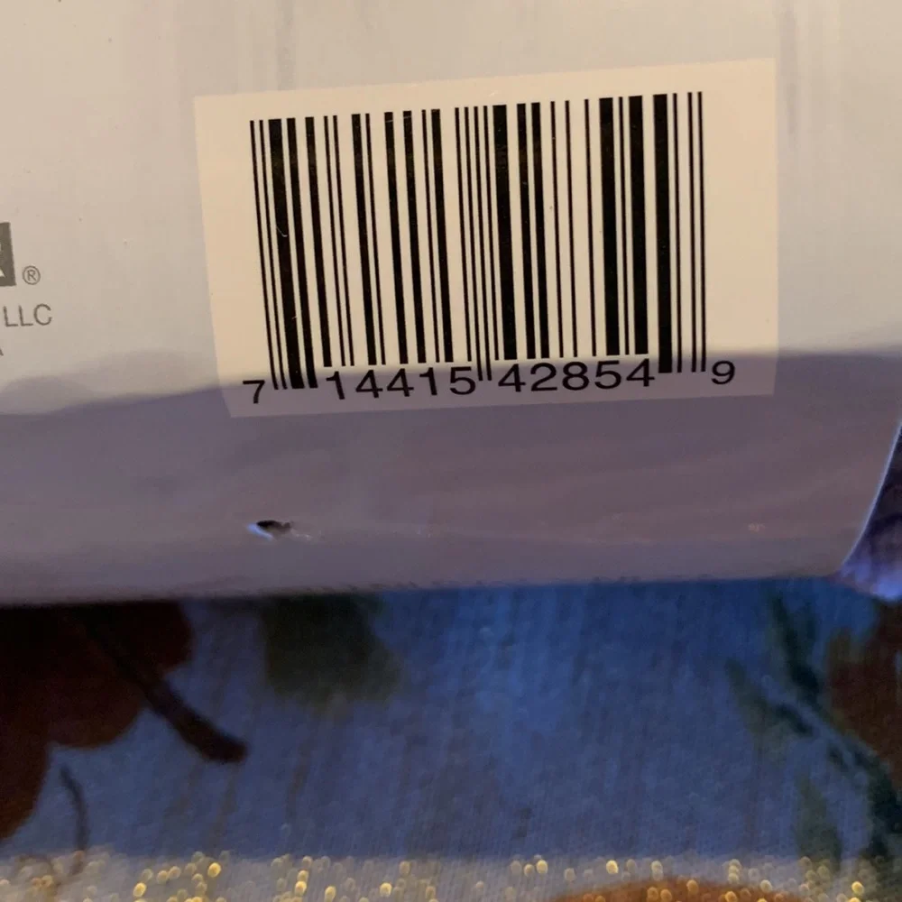 NWT Evrifit Yoga Towel